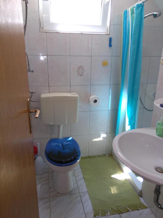 Apartmani Korade Vir Ngoại thất bức ảnh