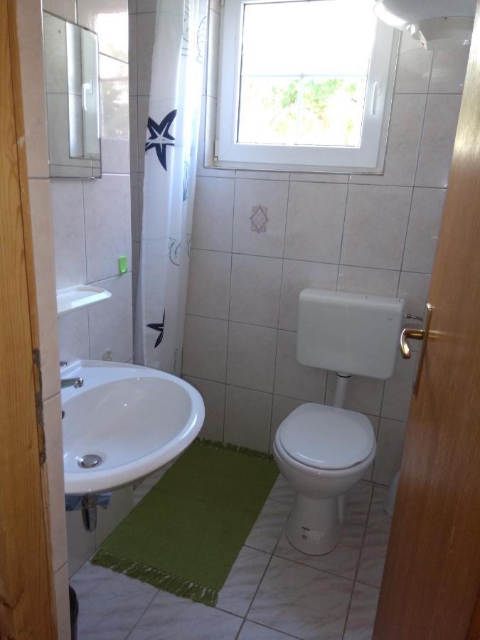 Apartmani Korade Vir Ngoại thất bức ảnh