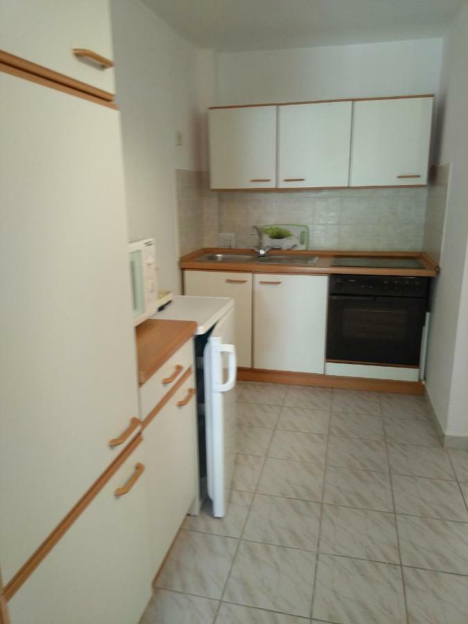 Apartmani Korade Vir Ngoại thất bức ảnh
