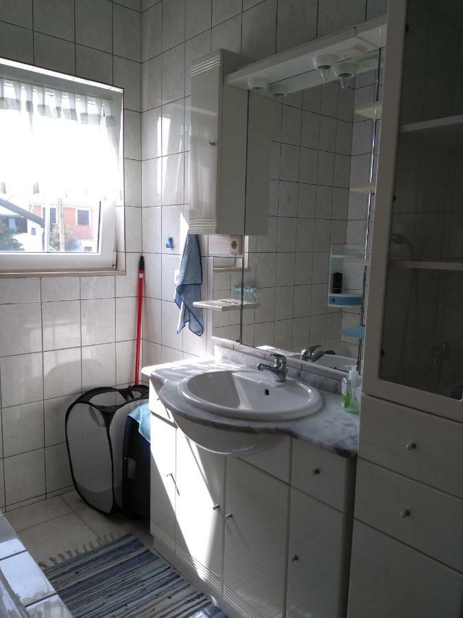 Apartmani Korade Vir Ngoại thất bức ảnh